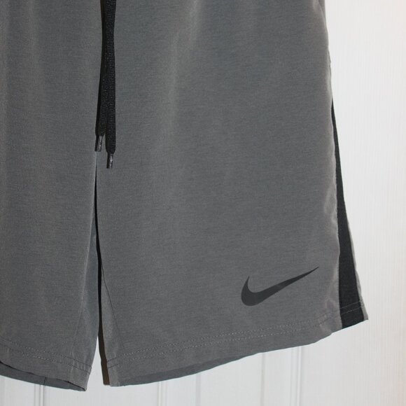 NIKE Men's Training DRI-FIT Size S Shorts Gray Pockets Drawstring Closure - Picture 2 of 7